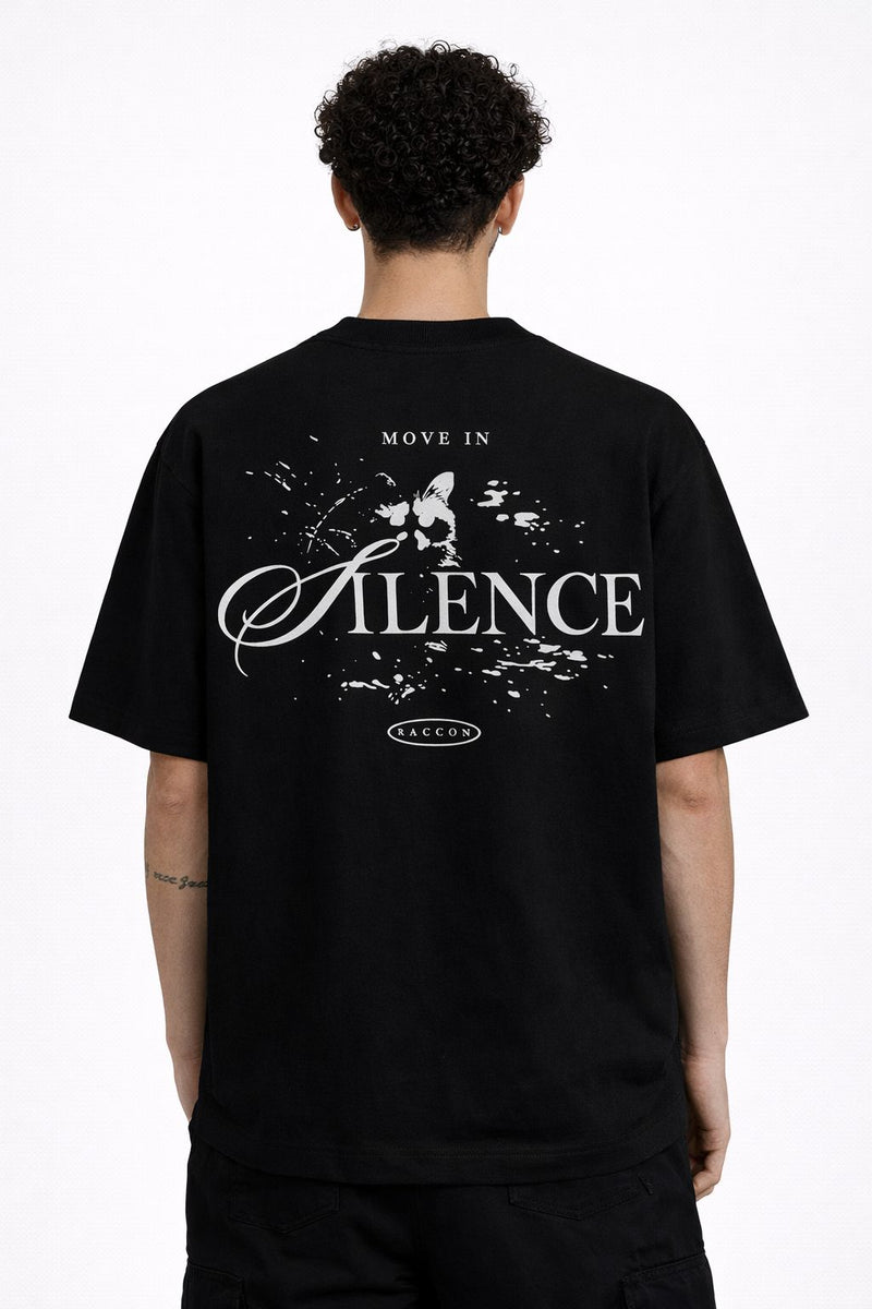 CAMISETA MOVE IN SILENCE - PRETO